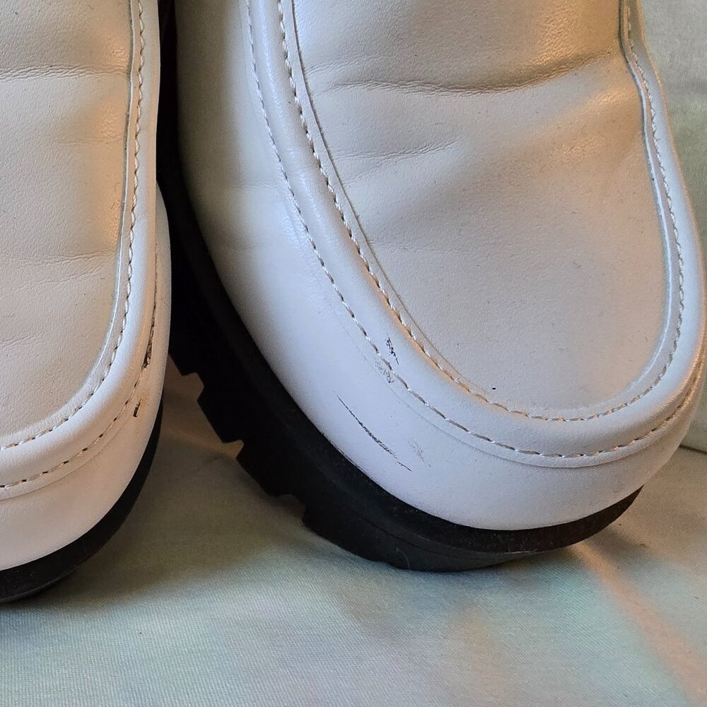 Nine West White Loafers with Black Soles 90s Slip On Dress Shoes 11 US Shoe EUC - Picture 8 of 16